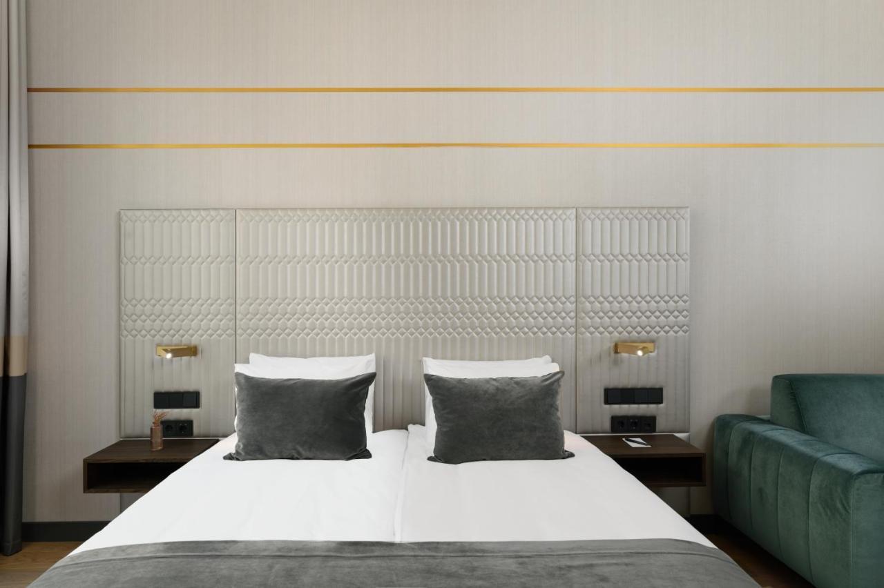 Emerald Downtown Luxury Suites By Continental Group Budapest Luaran gambar