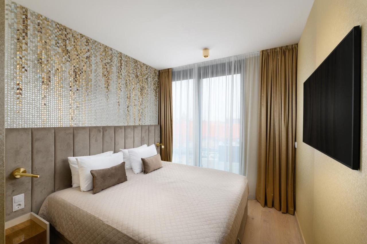 Emerald Downtown Luxury Suites With Hotel Services Budapest Luaran gambar